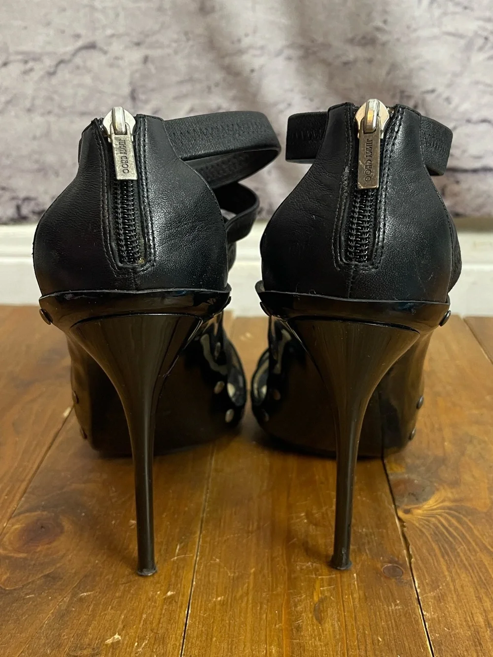 Jimmy Choo black strappy gladiator stilettos size 39.5